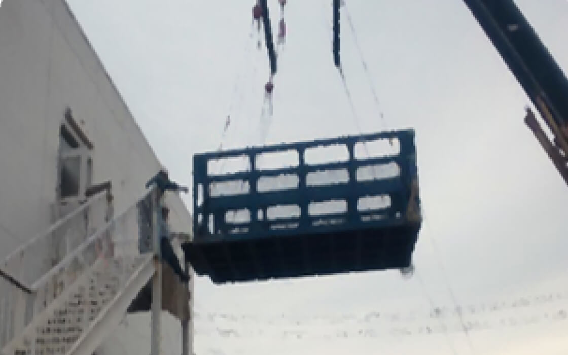 機器搬出作業 イメージ